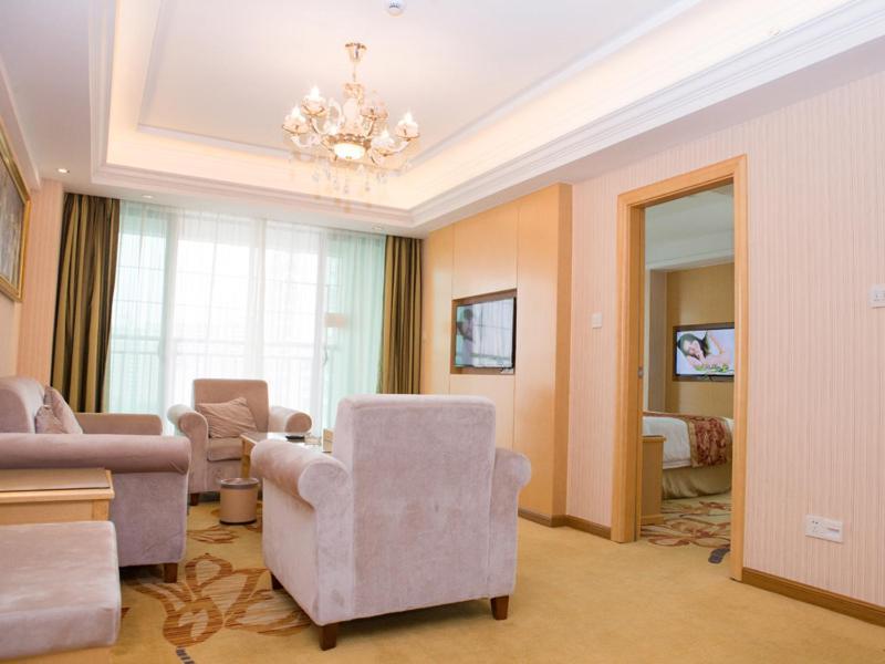 Vienna Classic Hotel Qingyuan Taihe Ancient Cave Scenic Area Εξωτερικό φωτογραφία