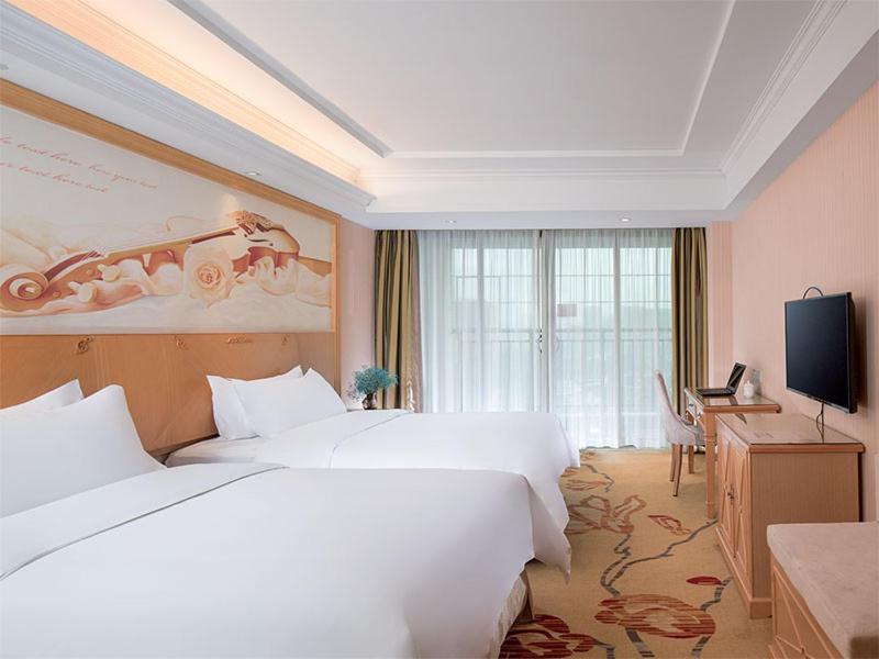Vienna Classic Hotel Qingyuan Taihe Ancient Cave Scenic Area Εξωτερικό φωτογραφία