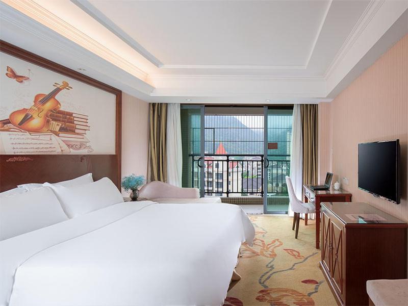 Vienna Classic Hotel Qingyuan Taihe Ancient Cave Scenic Area Εξωτερικό φωτογραφία